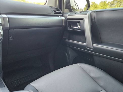 Used 2024 Toyota 4Runner SR5 Premium w/ Moonroof Package AWD/4WD image 11