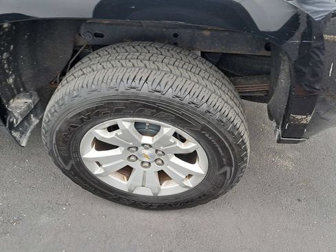 Used 2019 Chevrolet Colorado LT AWD/4WD image 9