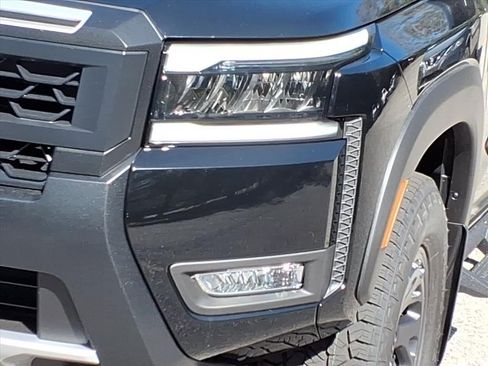 New 2026 Nissan Frontier PRO-4X w/ Pro-4x Convenience Package image 3