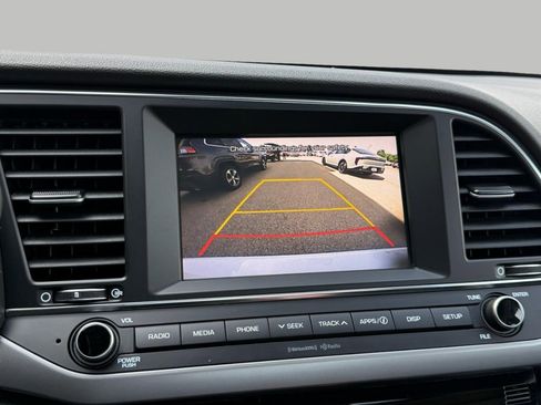 Used 2018 Hyundai Elantra Value Edition w/ Cargo Package FWD image 35