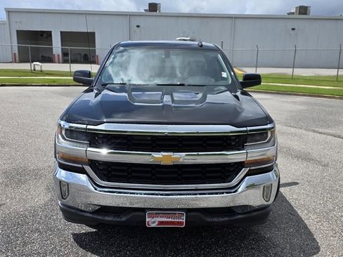 Used 2017 Chevrolet Silverado 1500 LT w/ All Star Edition RWD image 2