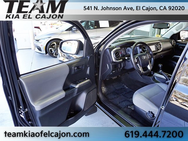 Used 2017 Toyota Tacoma SR5 w/ Tow Package AWD/4WD image 41