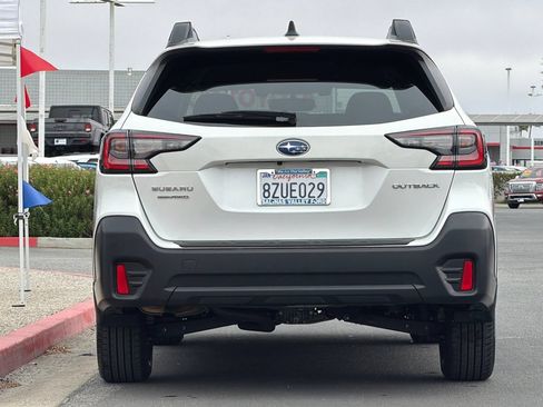 Used 2022 Subaru Outback Premium AWD/4WD image 5