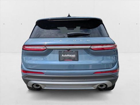 New 2025 Lincoln Corsair Reserve image 9