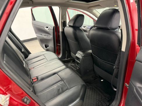 Used 2019 Nissan Sentra SR w/ Premium Package (SR) FWD image 41