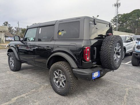 New 2025 Ford Bronco Badlands image 6