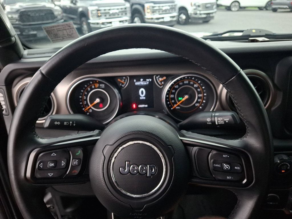Used 2018 Jeep Wrangler Sport AWD/4WD image 16