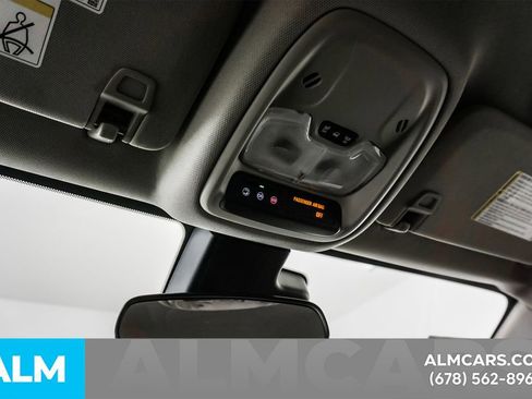 Used 2025 Buick Encore GX Preferred image 58