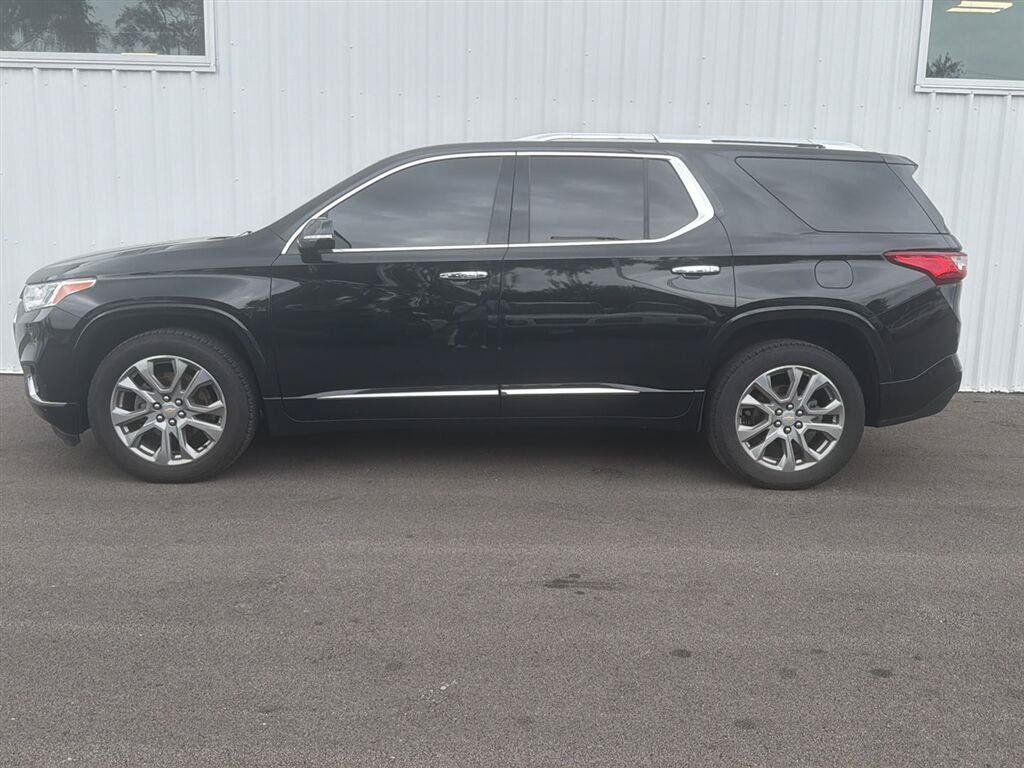Used 2019 Chevrolet Traverse Premier w/ LPO, Floor Liner Package AWD/4WD image 2