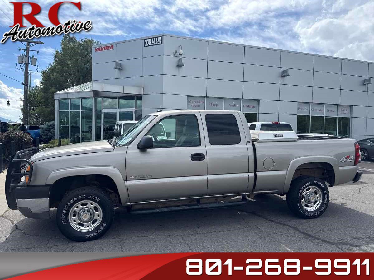 Used 2003 Chevrolet Silverado 2500 LT AWD/4WD image 1