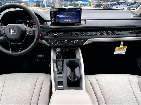 New 2026 Honda Accord SE image 5