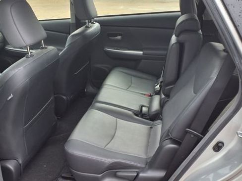 Used 2012 Toyota Prius V Five FWD image 30