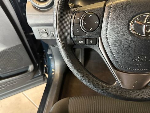 Used 2018 Toyota RAV4 LE w/ All Weather Liner Package AWD/4WD image 11
