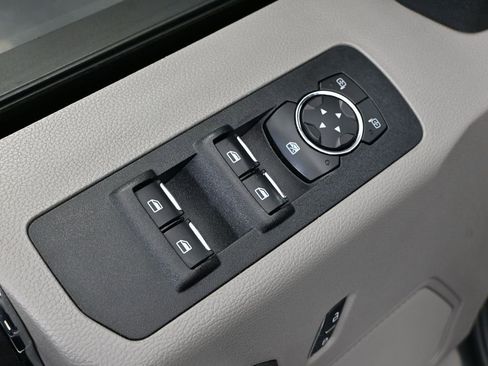 Used 2020 Ford F150 XLT w/ Trailer Tow Package image 20