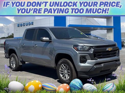Used 2024 Chevrolet Colorado LT image 1