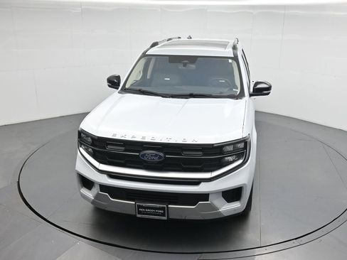 Certified 2025 Ford Expedition Platinum AWD/4WD image 36