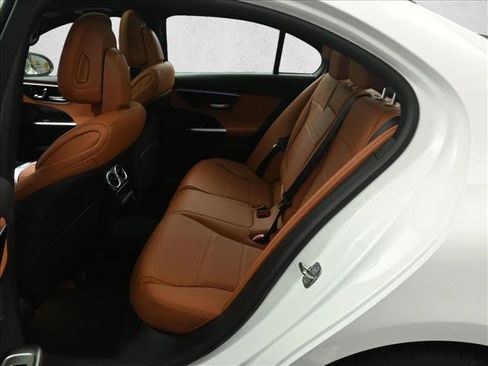 New 2026 Mercedes-Benz C 300 4MATIC Sedan image 18