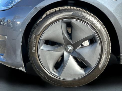 Used 2018 Tesla Model 3 Long Range image 23