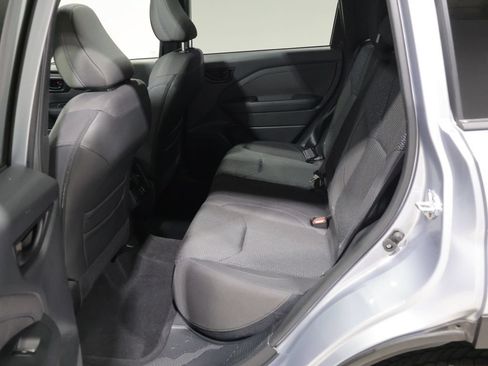 Used 2025 Subaru Forester Premium AWD/4WD image 17