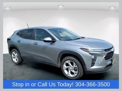 Used 2024 Chevrolet Trax LS w/ LS Convenience Package