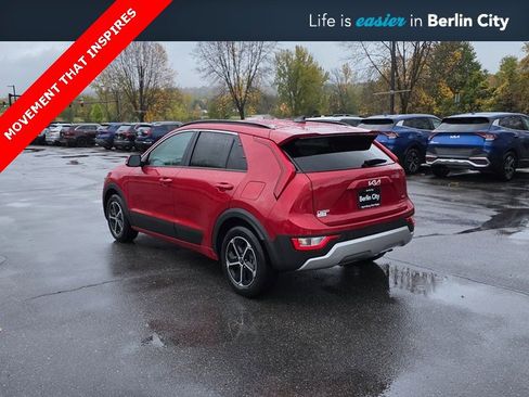 New 2025 Kia Niro EX image 5