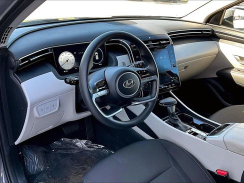 Used 2024 Hyundai Tucson SEL image 16