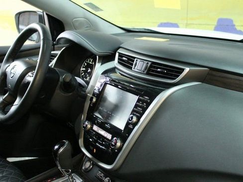 Used 2019 Nissan Murano SL image 10