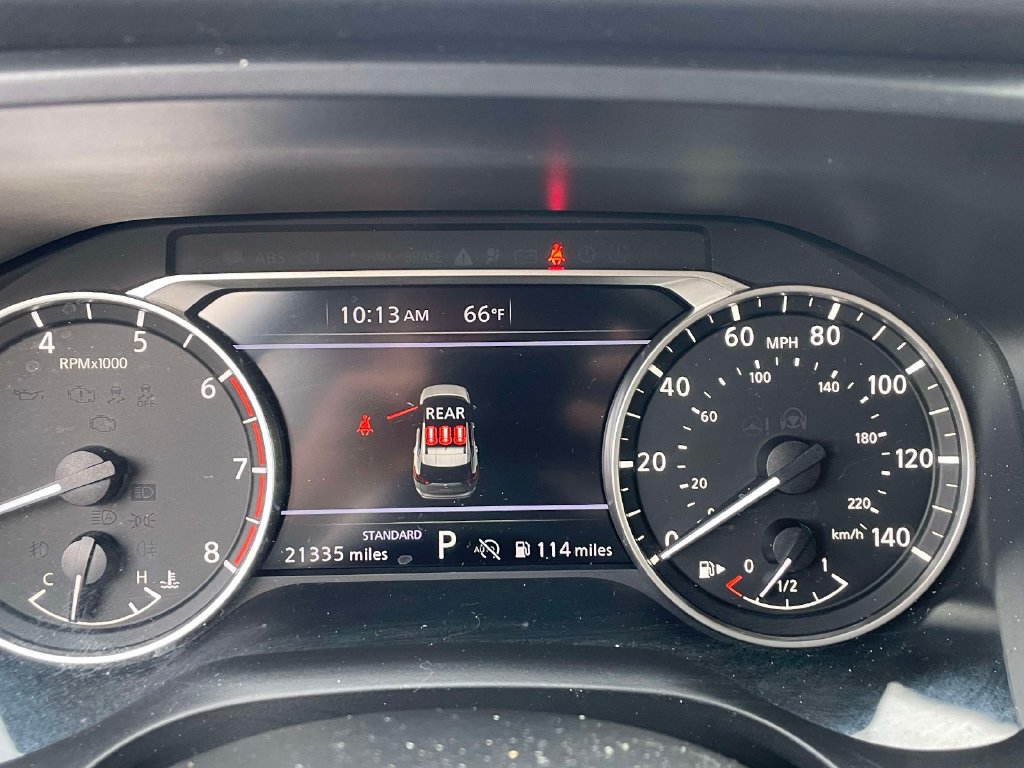 Used 2024 Nissan Rogue SV w/ SV Premium Package FWD image 24
