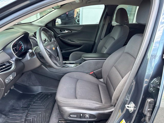 Used 2021 Chevrolet Malibu LT FWD image 9