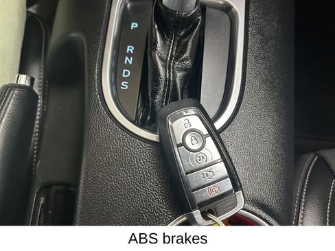 Used 2018 Ford Mustang Premium w/ Carbon Sport Interior Package RWD image 27