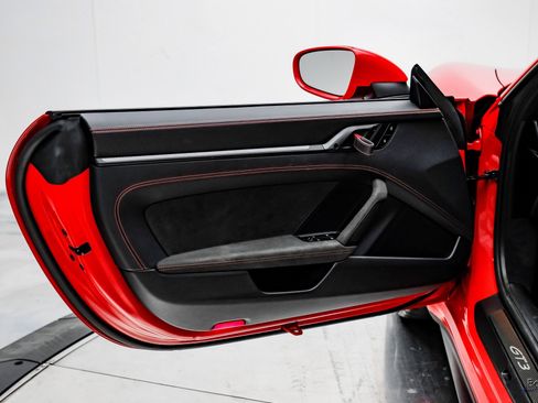 Used 2022 Porsche 911 GT3 image 74