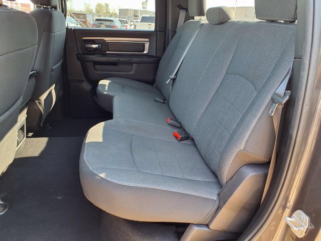 Used 2024 RAM 1500 Warlock RWD image 10