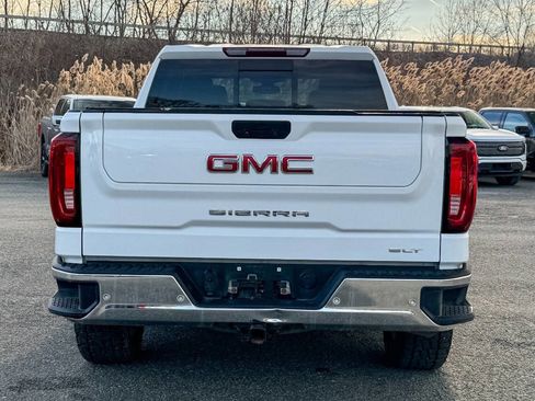 Used 2022 GMC Sierra 1500 SLT w/ SLT Premium Plus Package AWD/4WD image 4
