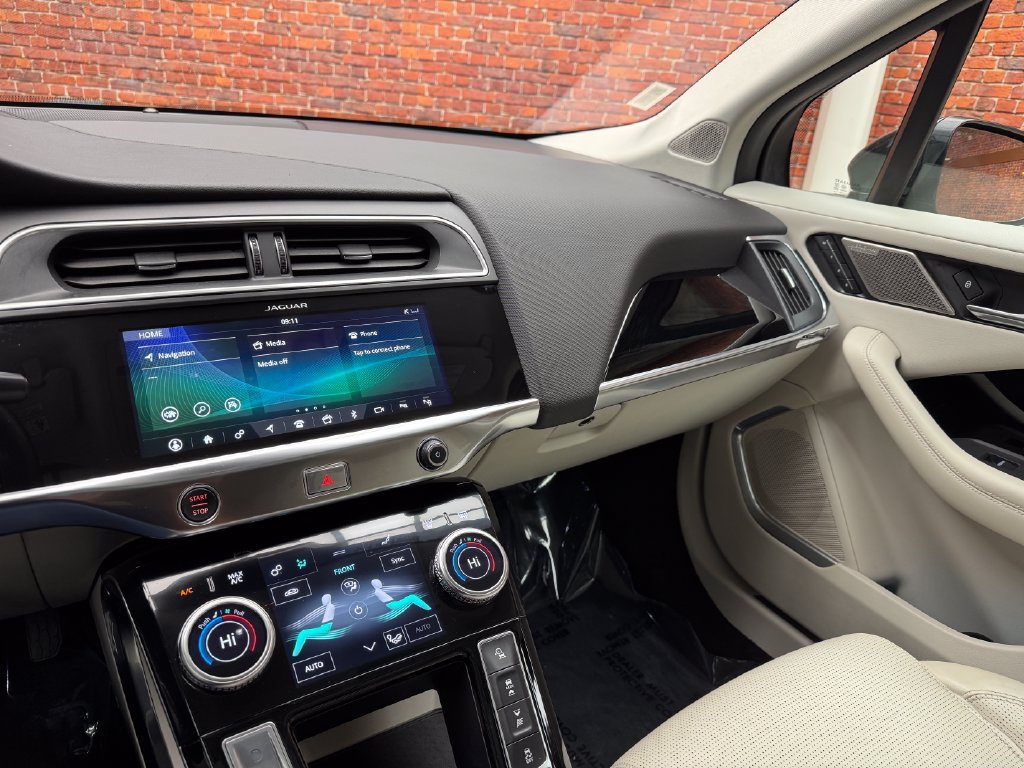 Used 2020 Jaguar I-PACE SE AWD/4WD image 21