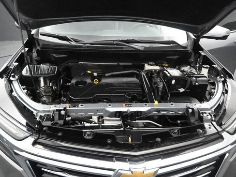 Used 2023 Chevrolet Equinox Premier FWD image 15