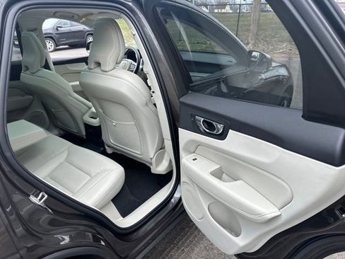 Used 2025 Volvo XC60 T8 Plus w/ Climate Package image 17