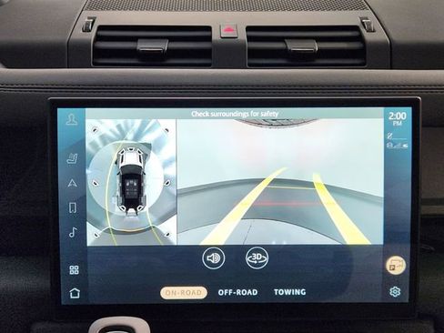 Used 2026 Land Rover Defender 110 OCTA image 17