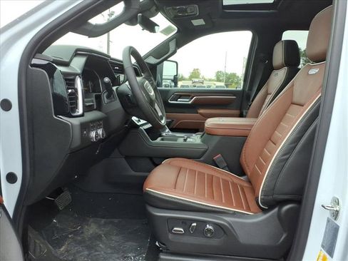 New 2026 GMC Sierra 2500 Denali Ultimate image 12