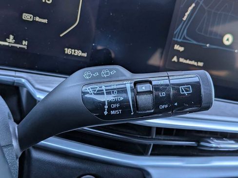 Used 2025 Kia Sorento SX Prestige image 26