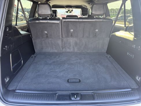 Used 2024 Jeep Wagoneer L Series II w/ Flexible Seating Group RWD image 26