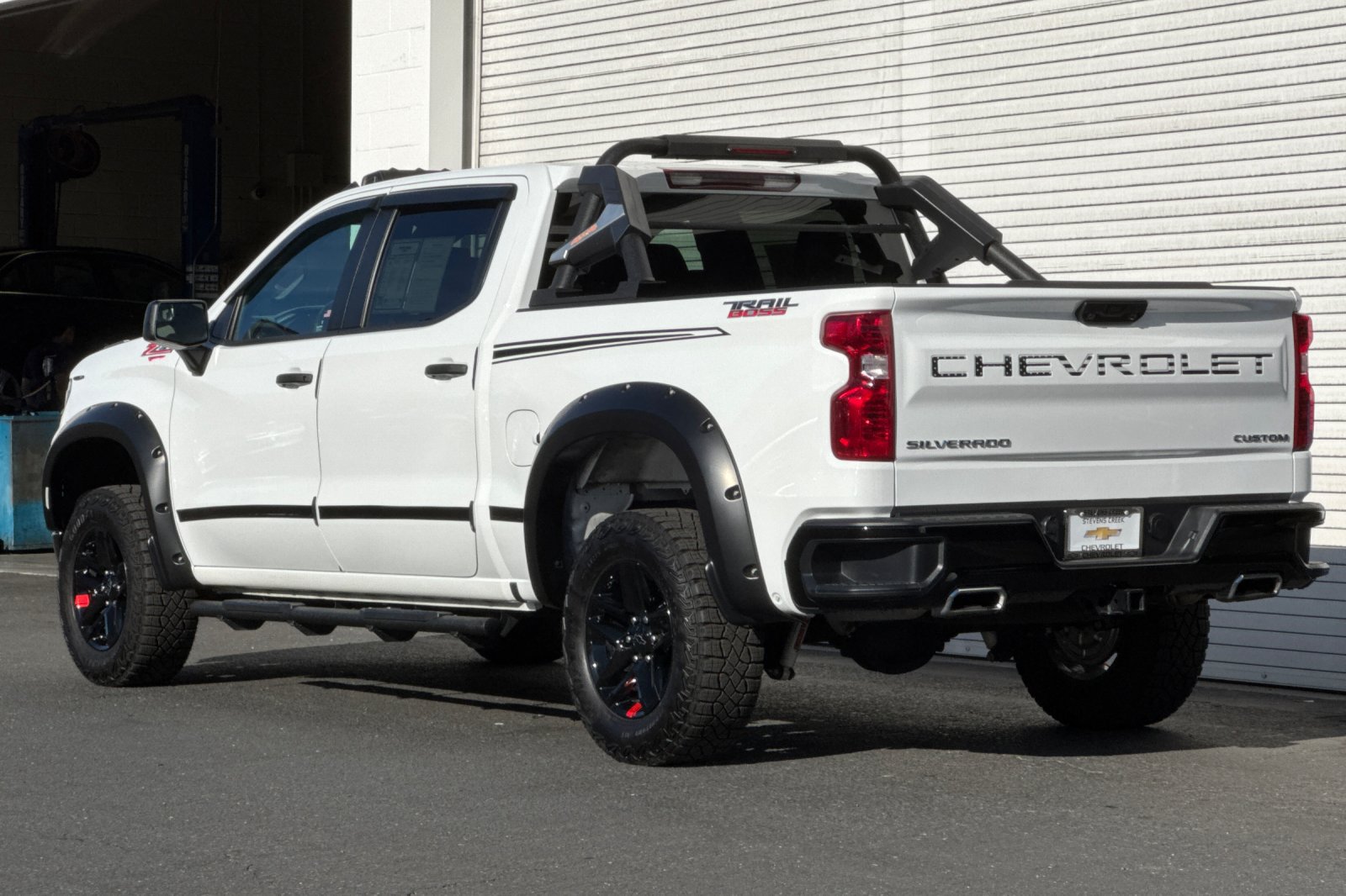 Used 2024 Chevrolet Silverado 1500 Custom Trail Boss AWD/4WD image 7