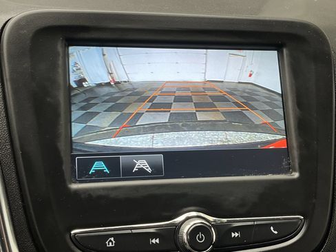 Used 2018 Chevrolet Equinox LT AWD/4WD image 5