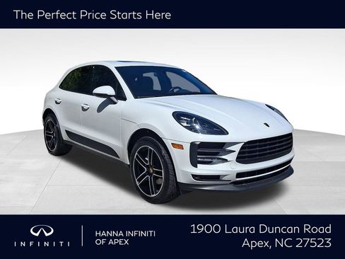 Used 2020 Porsche Macan AWD/4WD image 1