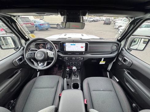 Used 2026 Jeep Wrangler Unlimited Rubicon w/ Safety Group AWD/4WD image 10