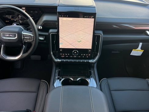 New 2026 GMC Yukon XL Elevation w/ Elevation Premium Package RWD image 10