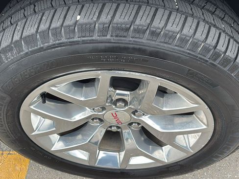 Used 2018 GMC Yukon SLT w/ HD Trailering Package RWD image 12