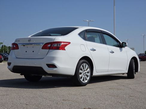 Used 2018 Nissan Sentra S FWD image 16