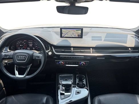 Used 2019 Audi Q7 3.0T Prestige w/ Prestige Package AWD/4WD image 31