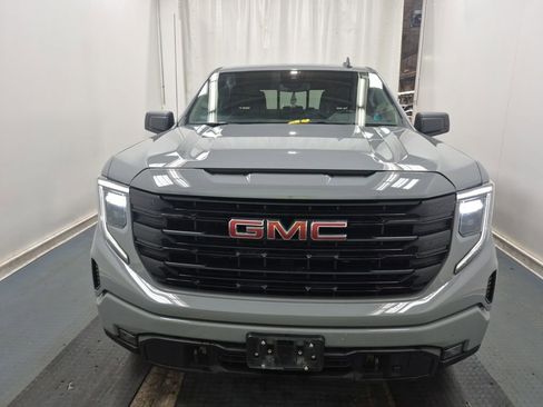 Used 2024 GMC Sierra 1500 Elevation w/ Preferred Package AWD/4WD image 2