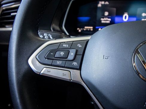 Used 2022 Volkswagen Jetta SE image 29